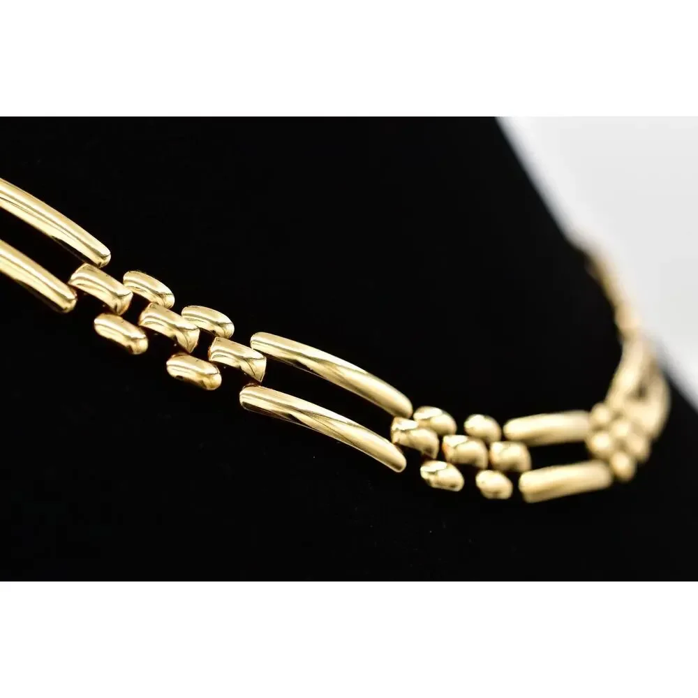 Monet stunning necklace